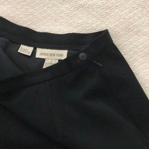 Jones New York Skirts - Jones New York Navy Straight Skirt Jones New York Skirts - Jones New York Navy Straight Skirt